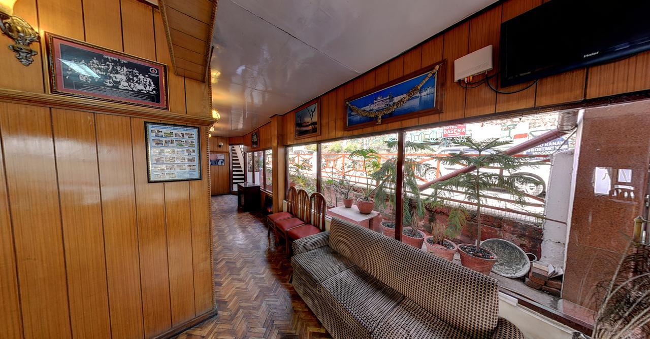 Hotel Kahkashan Mussoorie Kültér fotó